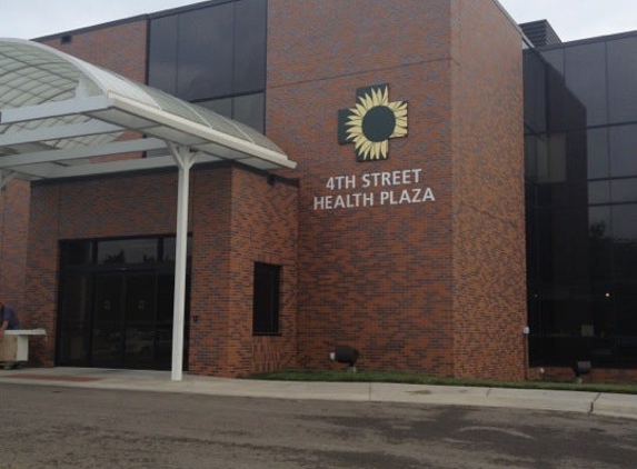 4th Street Health Plaza, The University of Kansas Health System Vascular Surgery - Lawrence, KS