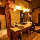 The Legendary Texas Polo Club At Phillip Manor Square - Bed & Breakfast & Inns