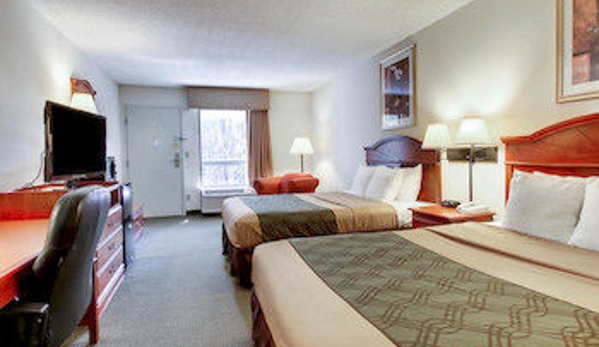 Econo Lodge Inn and Suites - Gulfport, MS