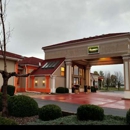Comfort Inn & Suites at I-74 and 155 - Motels