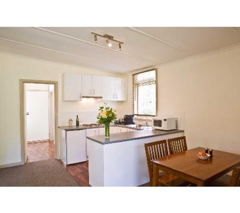 Russell Falls Holiday Cottages - National Park, TAS