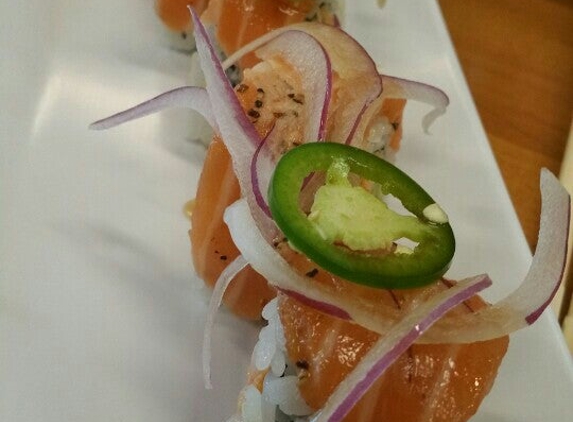 Sushi Holic - La Mirada, CA
