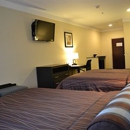 Red River Inn & Suites - Hotels