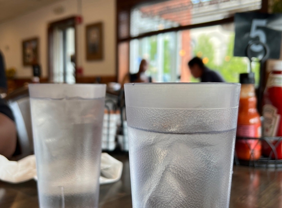 Jerri's Luncheonette - West Haven, CT