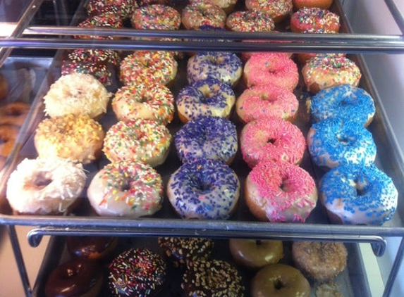 M S Donuts - Colton, CA