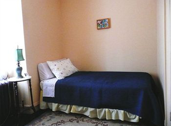 Fort Place Bed & Breakfast - Staten Island, NY