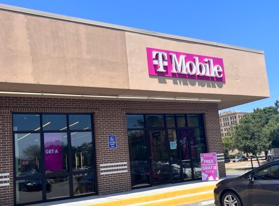 T-Mobile - Kenner, LA