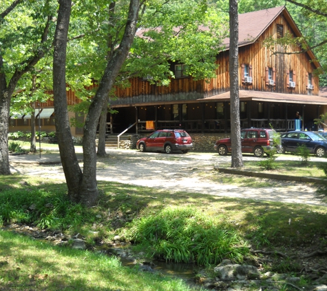 Fox Springs Lodge - Cuba, MO