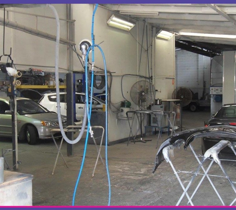 Bundaberg Smash Repairs - Bundaberg North, QLD. Sort out your crash repairs with our panel beaters in Bundaberg.