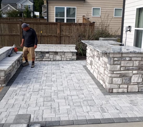 White Oak Lawn & Landscaping