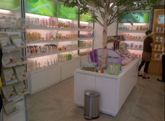 The Face Shop - Honolulu, HI