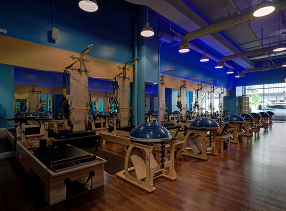 Club Pilates - Chicago, IL