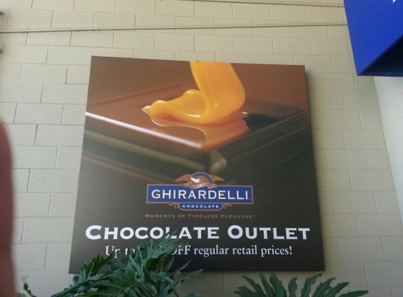 Ghirardelli Ice Cream & Chocolate Factory Outlet - San Leandro, CA