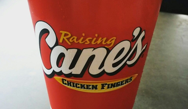 Raising Cane's Chicken Fingers - Harvey, LA