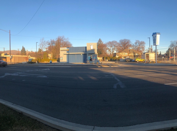 Dutch Bros Coffee - Yakima, WA