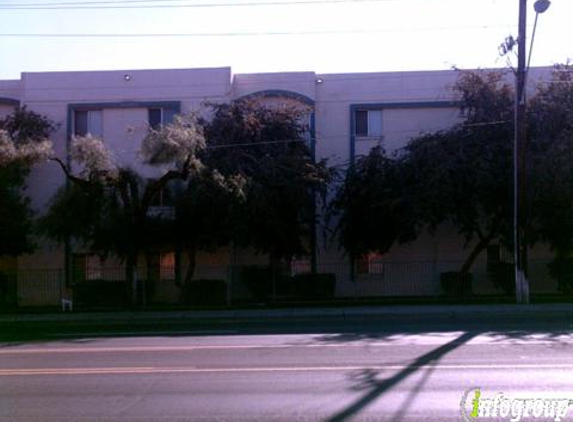 Hacienda Del Rio Apartment - Phoenix, AZ