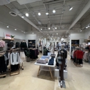 Evereve - Clothing Stores
