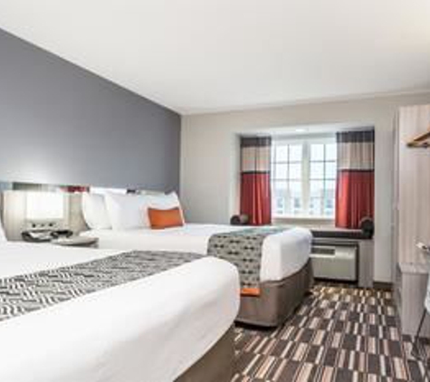 Microtel Inn & Suites by Wyndham Rochester South Mayo Clinic - Rochester, MN