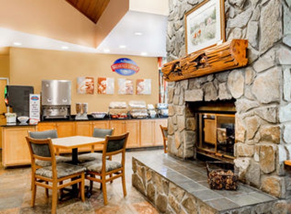 Baymont Inn & Suites - Boone, NC