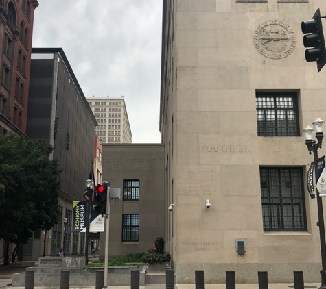 Federal Reserve Bank of St Louis - Saint Louis, MO