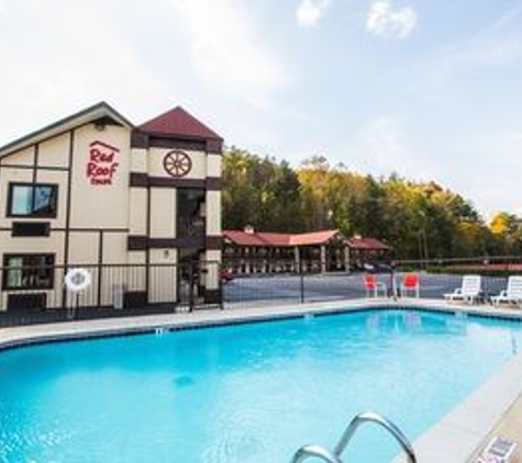 Red Roof Inn - Helen, GA