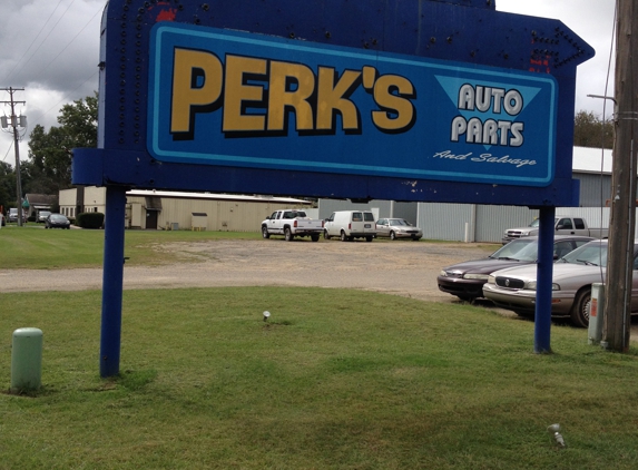 Perk's Auto Parts & Salvage - Plainwell, MI