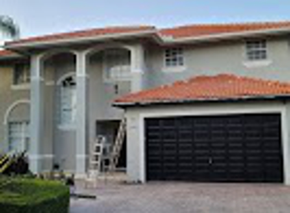 Picazzo Painting and Pressure Washing - Miami, FL