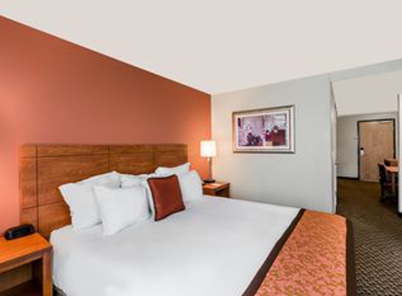 Hawthorn Suites By Wyndham - Alameda, CA