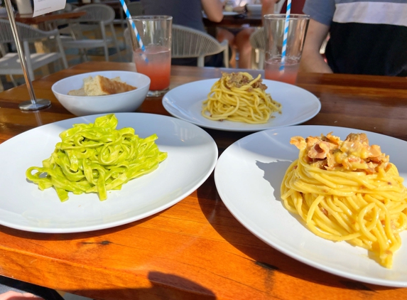 Pasta Sisters - Culver City, CA