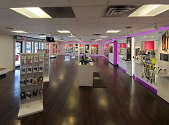 T-Mobile - Columbia Heights, MN