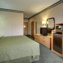 Quality Inn & Suites Pearl-Jackson - Motels