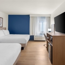 Spark by Hilton Matteson Chicago I 57 - Hotels