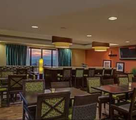 Hampton Inn Hazleton - Hazleton, PA