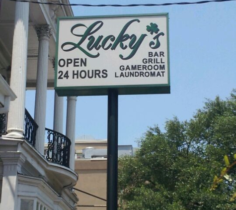 Bar Lucky's - New Orleans, LA