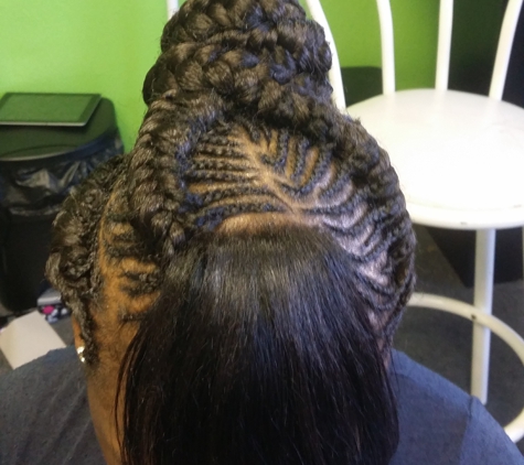 Alecia's African Hair Braiding - Tampa, FL