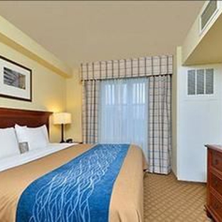 Comfort Inn & Suites Virginia Beach-Norfolk Airport - Virginia Beach, VA