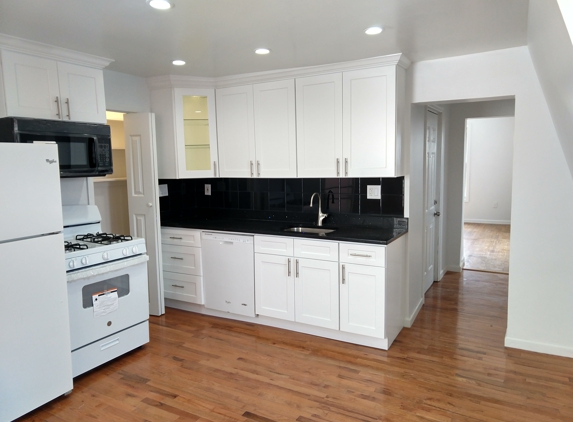 Five Star Kitchens - Valley Stream, NY. The kitchen that Five Star Kitchens in the Bronx delivered to me.