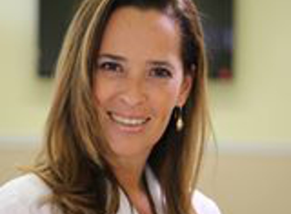 Daniela Modesto, DDS - Fort Lauderdale, FL