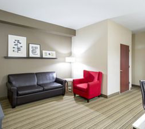 Country Inns & Suites - Gainesville, FL