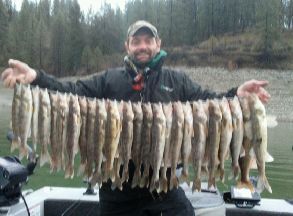 lake Roosevelt fishing charters - Hunters, WA