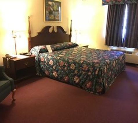 Baymont Inn & Suites - Mount Vernon, KY