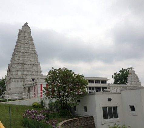 Hindu Temple of Greater Chicago - Lemont, IL