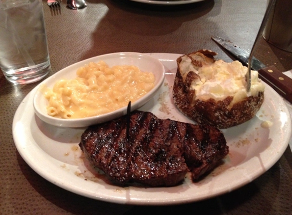 Logan's Roadhouse - Reynoldsburg, OH