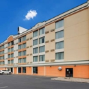 Quality Inn - Motels