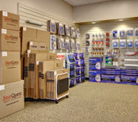 StorQuest Self Storage - Denver, CO