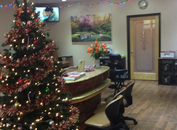 Hyde Park Nail & Spa - Hyde Park, NY