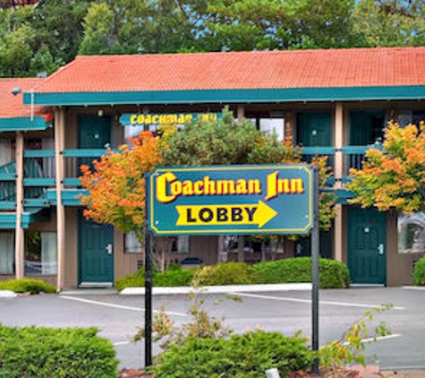 The Coachman Inn & Suites - Oak Harbor, WA