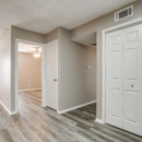 Watergate Apartments - Apartments