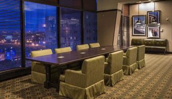 DoubleTree Suites by Hilton Hotel Columbus Downtown - Columbus, OH