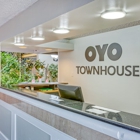 OYO Townhouse Tulsa Woodland Hills